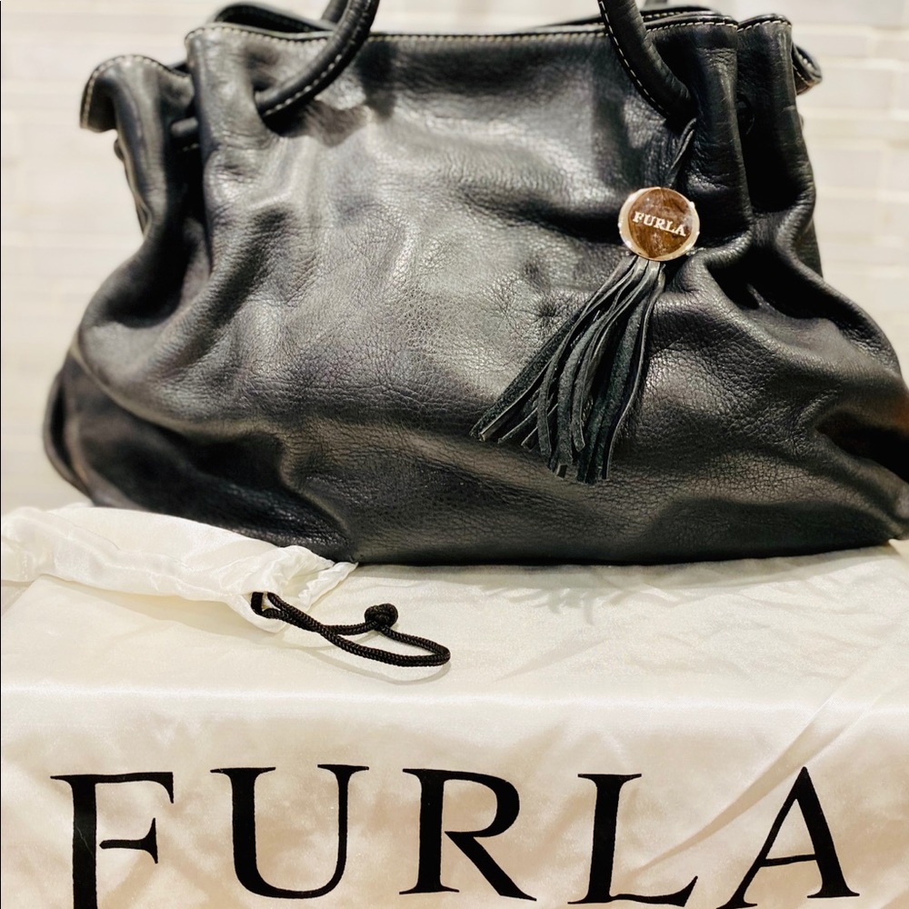 Pre-loved Furla genuine Italian leather purse